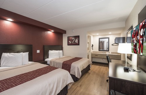 Rio Grande Hotel | Red Roof Inn Wildwood - Cape May/ Rio Grande