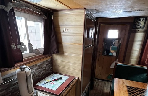 Bois Blanc Island Casa | Red Roof Lodge Jr. - Tiny Home near Lake Huron - HUNT FISH SLED CAMP!