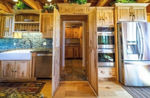Cody Casa | Red Roof Ranch, is located on 15 acres with stunning mountain and lake views!