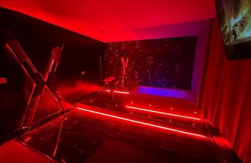 Ogden Apartamento | Red Room Jacuzzi Suites