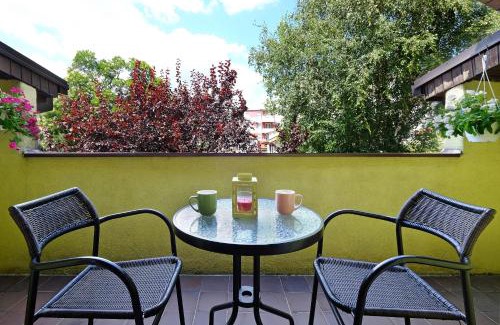 Zvezdara Apartamento | Red Tree Apartment