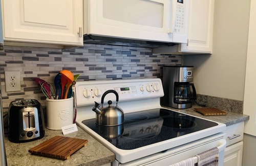 Mill Ridge Chalet De Esquí | Red Tree House Pet Friendly/Ski/SnowBoard/Wineries/HawksNest Tubing!