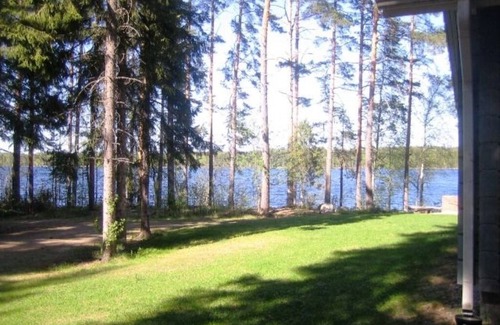 Hiukkajoki Casa | Red vacation home