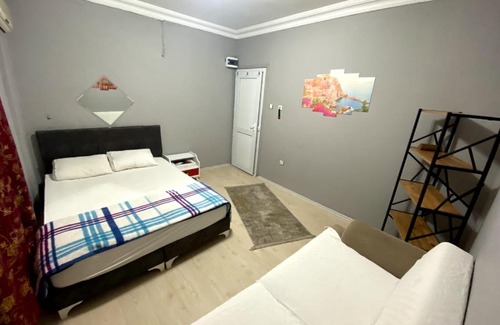 Antalya City Centre Casa | Red White House
