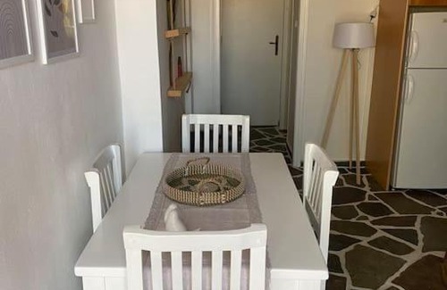 Kithnos Casa | red2 guest house