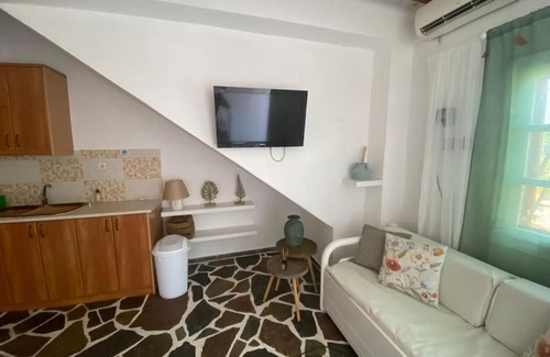 Kithnos Casa | red2 guest house
