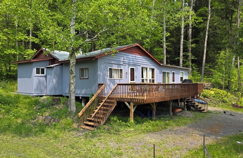 Bracebridge Cabina | Redbird - Cozy Waterfront Cottage on Muskoka River