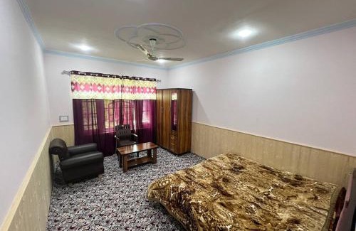 Nishat-Shalimar Casa | Redbury Homestay