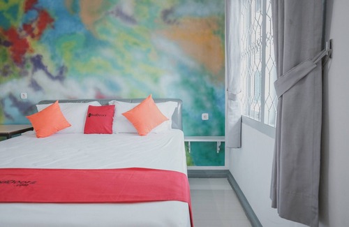 Jambi Casa | RedDoorz @ Beringin Jambi