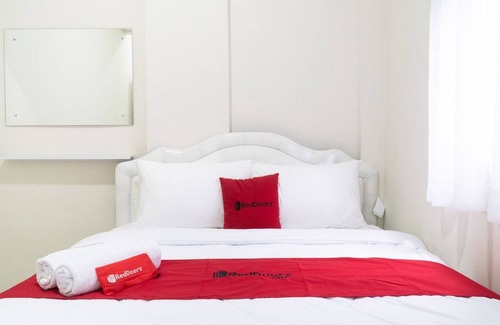 Ciakar Hotel | RedDoorz @ Garden Boulevard Citra Raya Tangerang