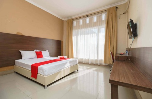 Bengkulu Casa | RedDoorz @ Hotel Putri Gading Bengkulu