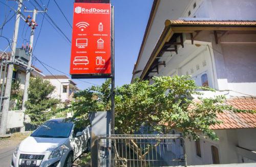 Denpasar Barat Casa | RedDoorz @ Jalan Gatot Subroto Denpasar