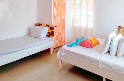 San Jose Hotel | RedDoorz @ Jmalls Island Tourist Inn Dinagat Island