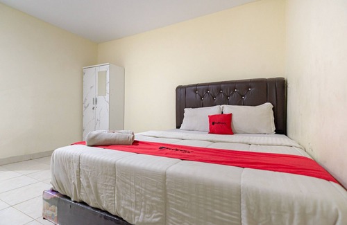 Medan Hotel | RedDoorz @ Medan Johor 2