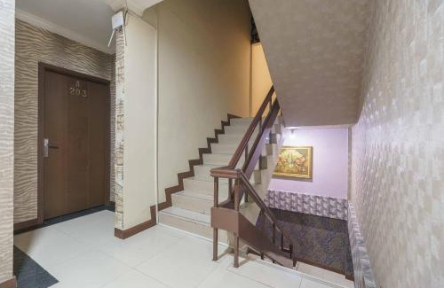 Cikarang Hotel | RedDoorz near City Walk Lippo Cikarang