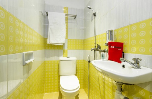 Gambir Casa | Reddoorz near Gajah Mada Plaza 2