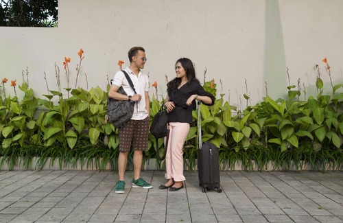 Medan Hotel | RedDoorz near Institut Kesehatan Helvetia