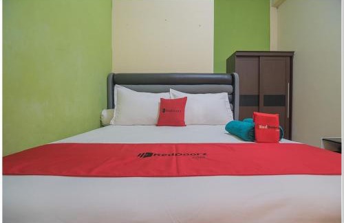 Balikpapan Casa | RedDoorz near Lapangan Tenis Balikpapan