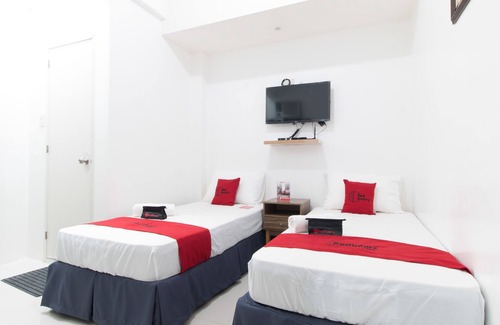 Cagayan de Oro Hotel | RedDoorz near Liceo De Cagayan University Highschool