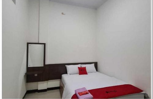 Purwokerto Casa | RedDoorz near Moro Mall Purwokerto 2