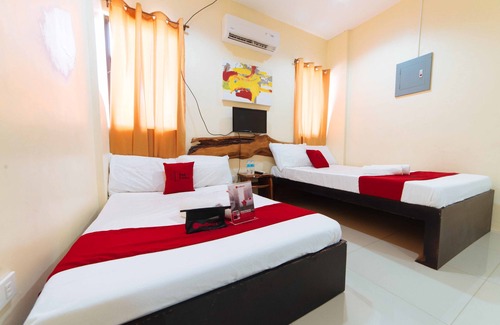 Bacolod Casa | RedDoorz near New Government Center