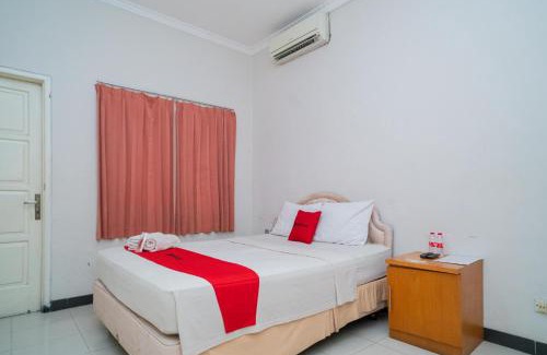 Kediri Casa | RedDoorz near Rumah Sakit Baptis Kediri