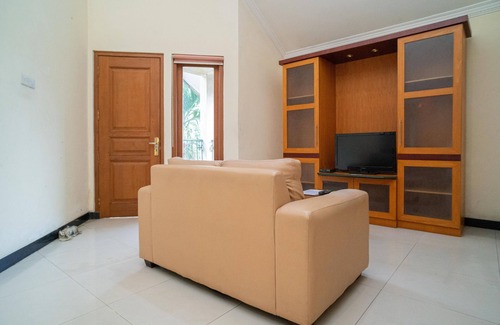 Kediri Casa | RedDoorz near Rumah Sakit Baptis Kediri