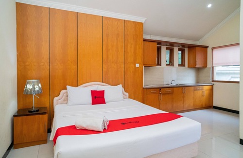 Kediri Casa | RedDoorz near Rumah Sakit Baptis Kediri