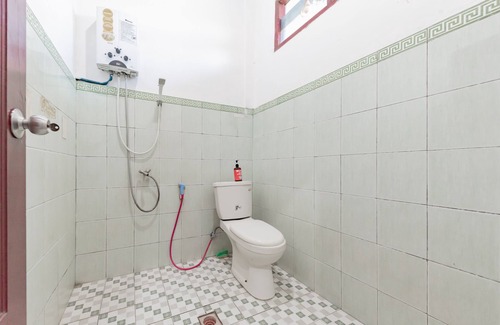 Samarinda Casa | RedDoorz near Samarinda Square