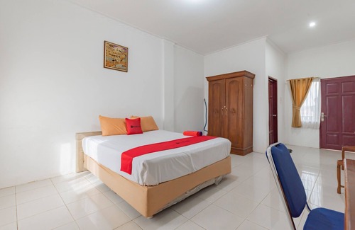 Samarinda Casa | RedDoorz near Samarinda Square