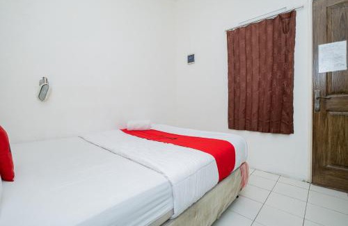 Pondok Aren Casa | RedDoorz near STAN