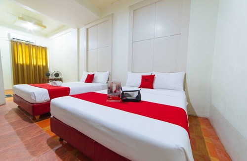 Balibago Hotel | RedDoorz near Walking Street Angeles City