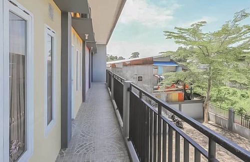 Balikpapan Casa | Reddoorz @ Pelangi Guest House