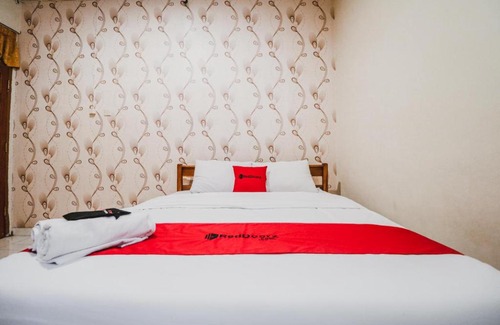 Sewon Hotel | RedDoorz Plus @ Jalan Parangtritis 2
