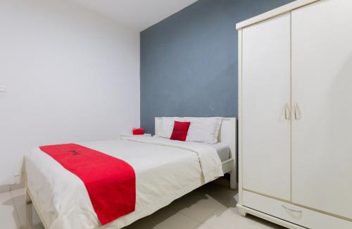 Cikarang Casa | RedDoorz Plus near Living Plaza Jababeka