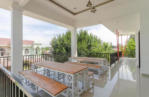 Medan Casa | RedDoorz Premium @ Setiabudi Medan