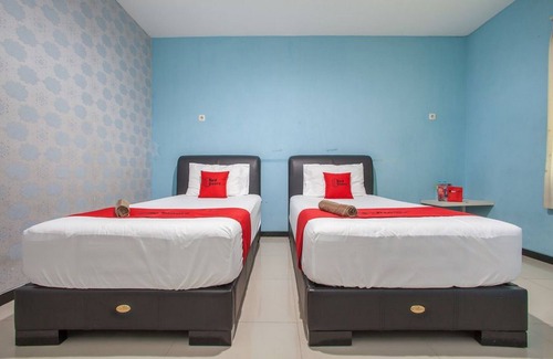 Klojen Casa | RedDoorz @ Raya Tidar