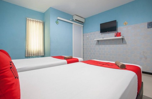 Klojen Casa | RedDoorz @ Raya Tidar