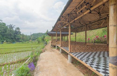 Wanayasa Casa | RedDoorz Resort Syariah @ Batu Apung Purwakarta