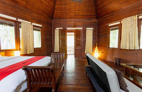 Pantai Indah Kapuk Casa | RedDoorz Resort @ Taman Wisata Mangrove
