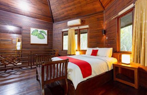 Pantai Indah Kapuk Casa | RedDoorz Resort @ Taman Wisata Mangrove