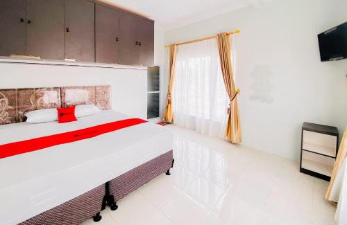Bukittinggi Hotel | RedDoorz Syariah at GCL Bukittinggi