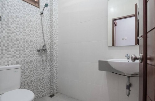 Balikpapan Casa | RedDoorz Syariah near Sepinggan Airport Balikpapan