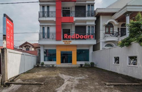 Jambi Casa | RedDoorz Syariah near Jamtos Jambi