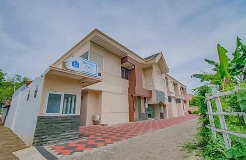 Dinoyo Hotel | RedDoorz Syariah near Taman Rekreasi Sengkaling 2