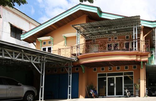 Samarinda Casa | RedDoorz Syariah @ Pangeran Suryanata Samarinda