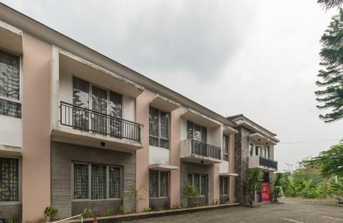 Tangerang Hotel | RedDoorz Syariah Plus @ Wisma Bougenville Karawaci