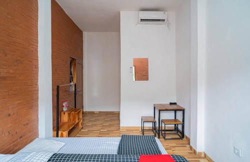 Kediri Casa | RedDoorz Syariah @ Selomangleng Kediri