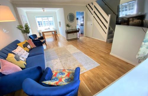 Redhill Apartamento | Redhill Town Centre 3 bed House near Gatwick Airport, easy commute to London