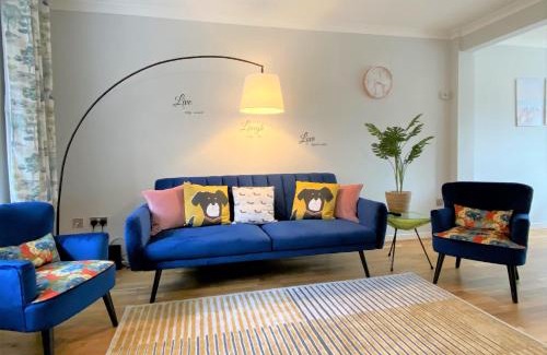 Redhill Apartamento | Redhill Town Centre 3 bed House near Gatwick Airport, easy commute to London